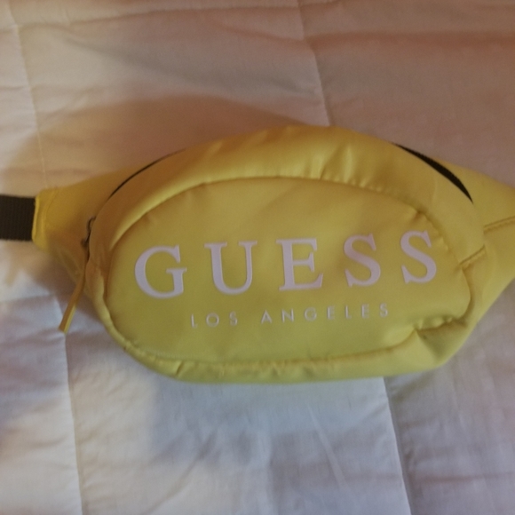Guess bright neon yellow fanny pack - Picture 1 of 1